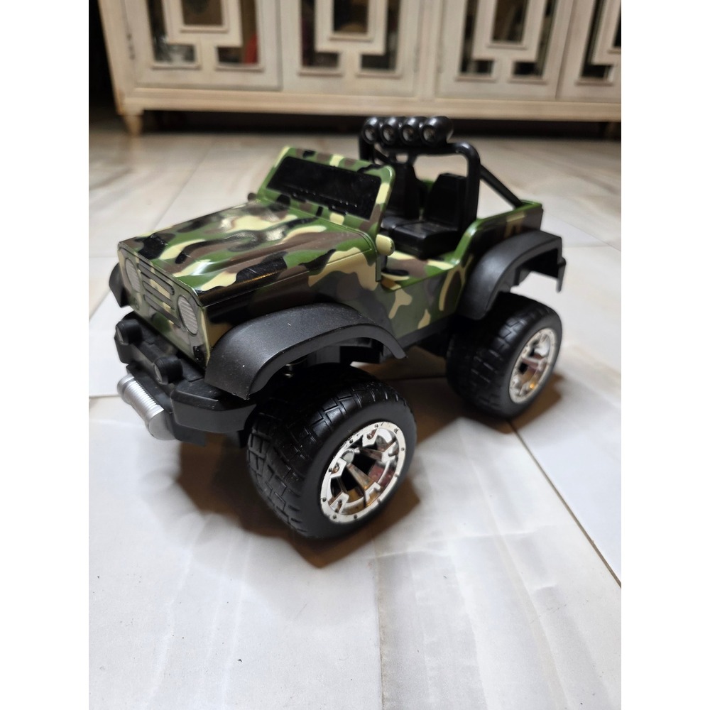 MerchSource Toy RC 4x4 Camo Jeep Off-Road Truck DX2013B Camouflage No Remote